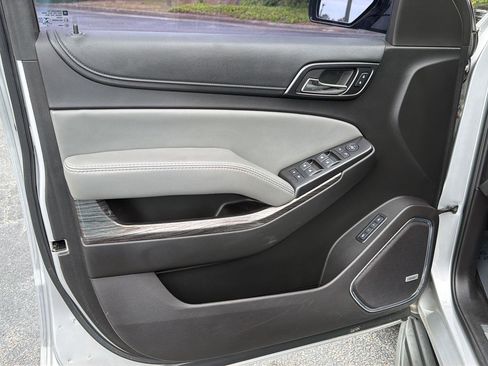 Used 2018 Chevrolet Tahoe LT RWD image 16