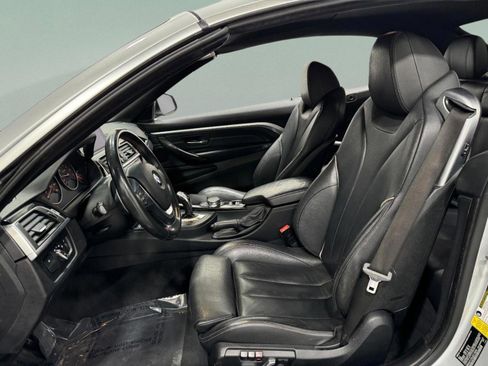 Used 2018 BMW 430i Convertible image 23