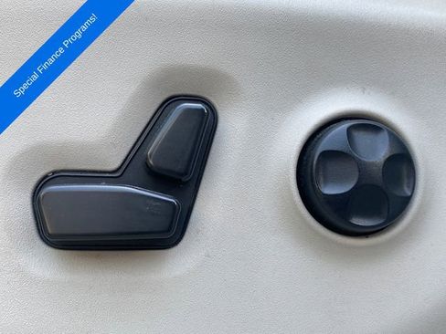 Used 2021 Chrysler Voyager Lxi image 25