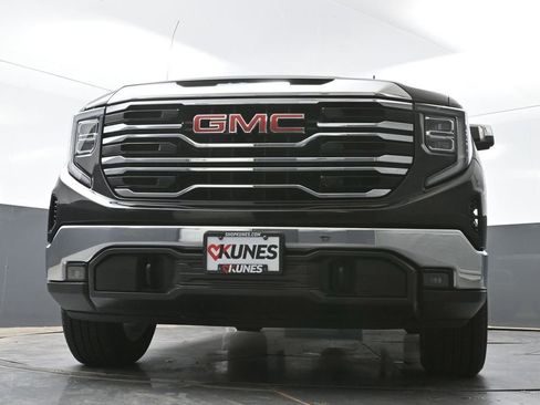 Used 2022 GMC Sierra 1500 SLT w/ SLT Convenience Package AWD/4WD image 55
