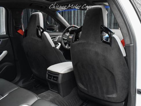 Used 2024 Cadillac CT5 V Blackwing w/ LPO, Blue Accent Package image 35