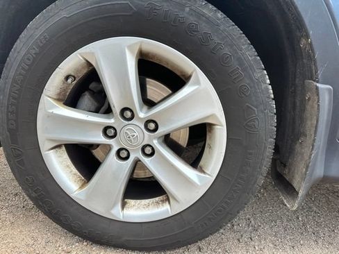 Used 2013 Toyota RAV4 XLE AWD/4WD image 11