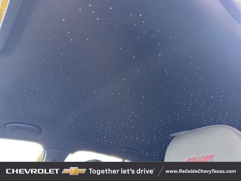 Certified 2024 Chevrolet Trax RS w/ Driver Confidence Package image 18