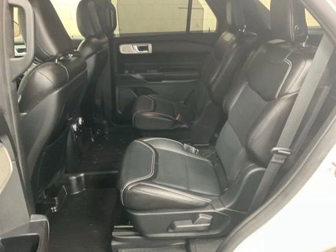 Used 2020 Ford Explorer ST w/ Premium Technology Package AWD/4WD image 14