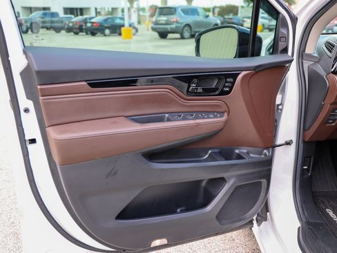 Used 2025 Honda Odyssey Elite image 33