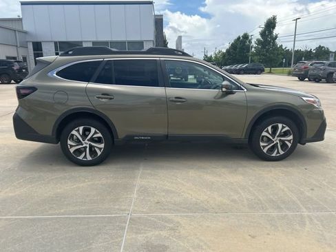 Used 2022 Subaru Outback Limited AWD/4WD image 3
