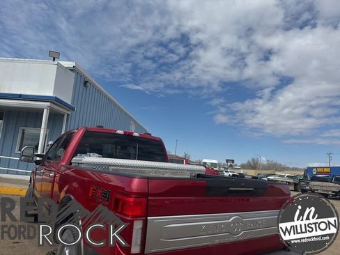 Used 2022 Ford F250 King Ranch w/ King Ranch Ultimate Package AWD/4WD image 5