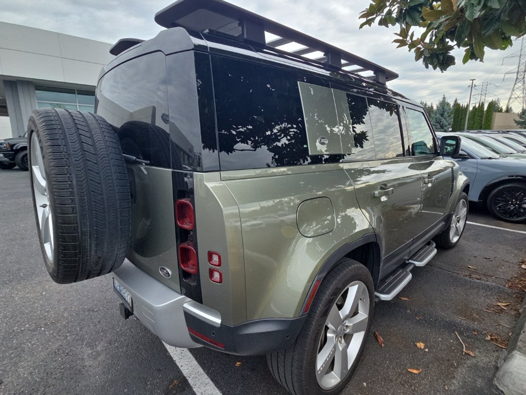 Used 2020 Land Rover Defender 110 First Edition AWD/4WD image 3