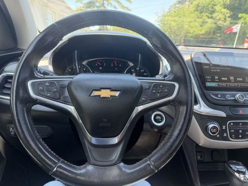 Used 2018 Chevrolet Equinox LT w/ Sun & Infotainment Package AWD/4WD image 14