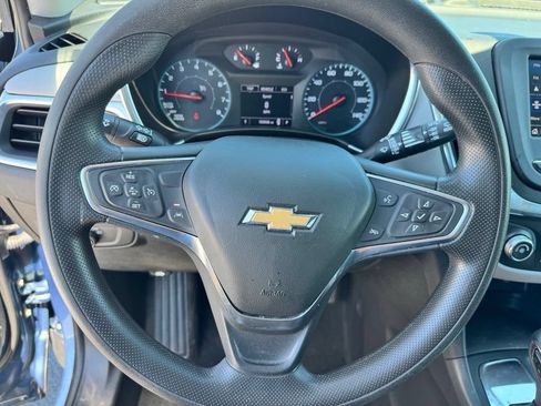 Used 2024 Chevrolet Equinox LS FWD image 12