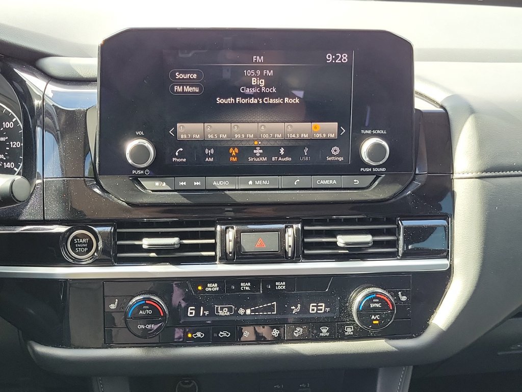 Used 2024 Nissan Pathfinder SV FWD image 21