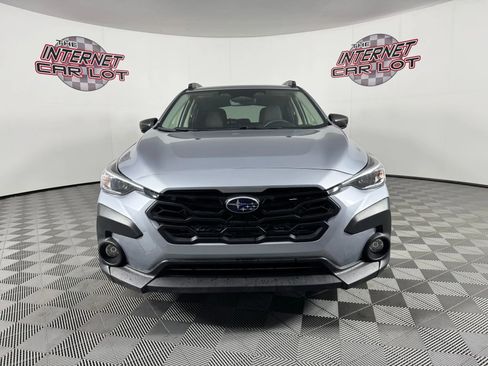 Used 2024 Subaru Crosstrek 2.0i Premium image 2
