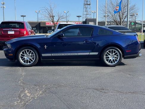 Used 2012 Ford Mustang Premium image 8