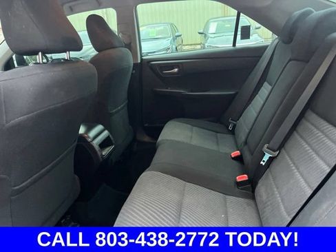 Used 2017 Toyota Camry LE FWD image 12