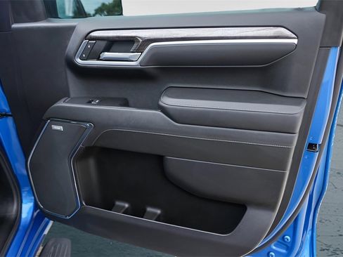 Used 2022 Chevrolet Silverado 1500 LTZ w/ LTZ Convenience Package II image 31