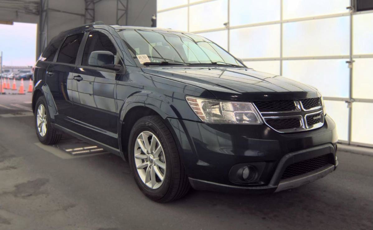 Used 2013 Dodge Journey SXT FWD image 3