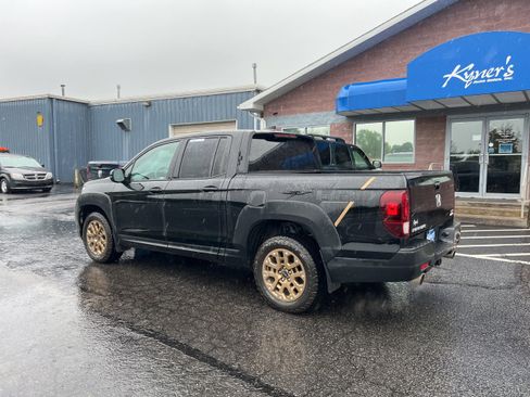 Used 2021 Honda Ridgeline Sport image 4