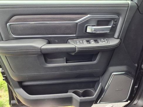 New 2026 RAM 2500 Laramie AWD/4WD image 11