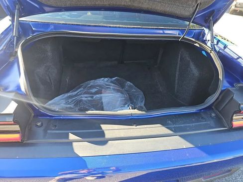 Used 2019 Dodge Challenger SXT RWD image 19