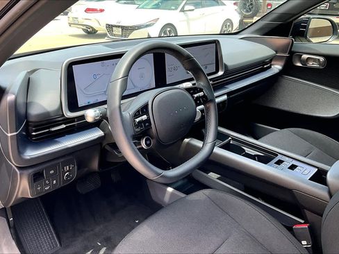 Used 2024 Hyundai Ioniq 6 SE RWD image 16