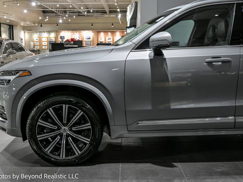Used 2024 Volvo XC90 B6 Plus image 7