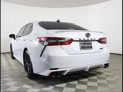Used 2023 Toyota Camry XSE FWD image 4