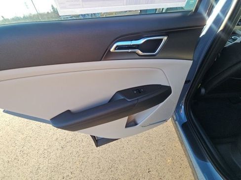 New 2026 Kia Sportage SX Prestige image 25