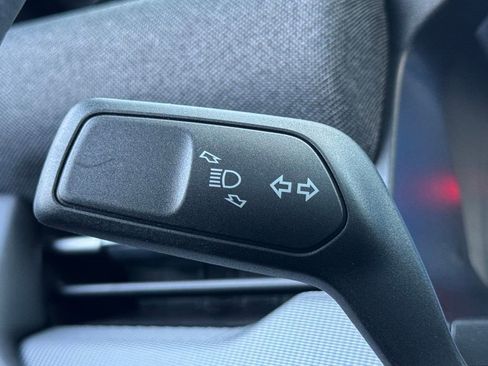 Used 2025 Ford Explorer ST w/ Sun And Sound Package image 12