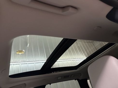 Certified 2026 INFINITI QX60 Luxe image 11