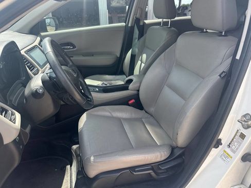 Used 2016 Honda HR-V EX-L image 10