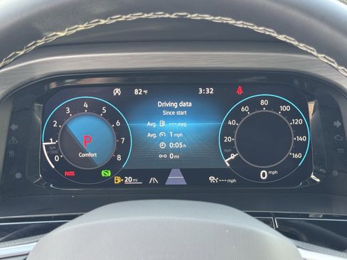 Used 2024 Volkswagen Atlas Cross Sport SE image 23