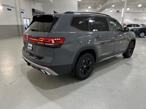 New 2026 Volkswagen Atlas Peak Edition AWD/4WD image 9