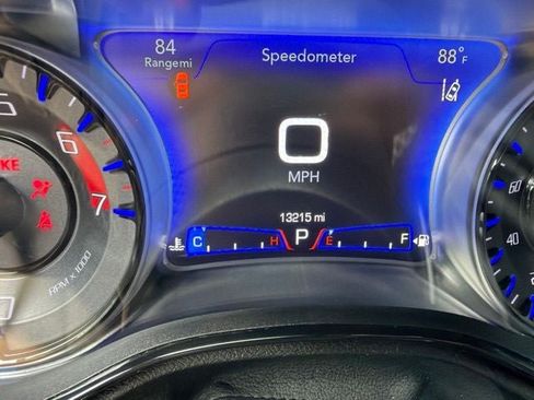 Used 2023 Chrysler 300 S w/ Comfort Group RWD image 10