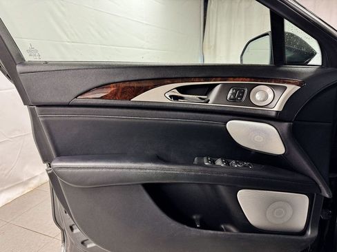 Used 2019 Lincoln MKZ Reserve w/ Luxury Package AWD/4WD image 15
