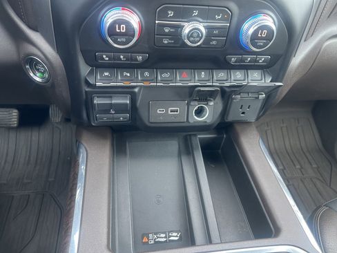 Used 2019 GMC Sierra 1500 Denali w/ Denali Ultimate Package image 29