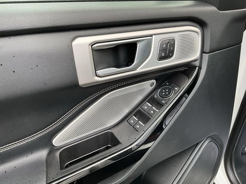 Used 2021 Ford Explorer ST w/ ST Street Pack image 35