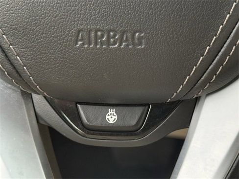 Used 2023 BMW 530e image 15