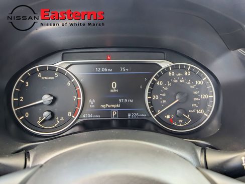Used 2024 Nissan Altima 2.5 SV AWD/4WD image 17