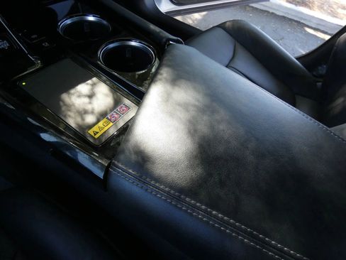 Used 2023 Toyota Mirai w/ Advanced Technology Package image 56