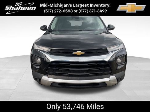 Used 2021 Chevrolet TrailBlazer LT w/ Sun and Liftgate Package FWD image 2