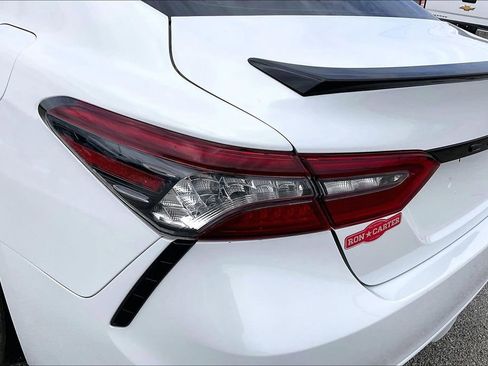 Used 2022 Toyota Camry XSE w/ Carpet Mat Package (TMS) FWD image 20