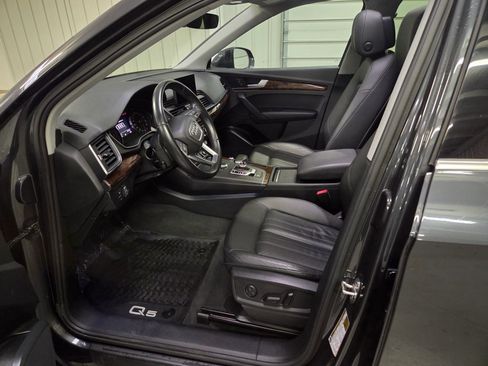 Used 2020 Audi Q5 2.0T Premium w/ Convenience Package AWD/4WD image 14
