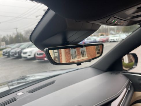 Used 2023 Cadillac Escalade Premium Luxury w/ LPO, Floor Liner Package AWD/4WD image 28