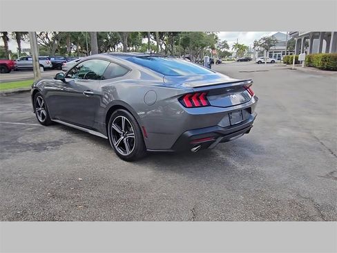 Used 2025 Ford Mustang Premium image 24