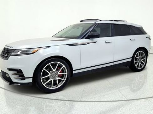 Used 2025 Land Rover Range Rover Velar Dynamic SE AWD/4WD image 4