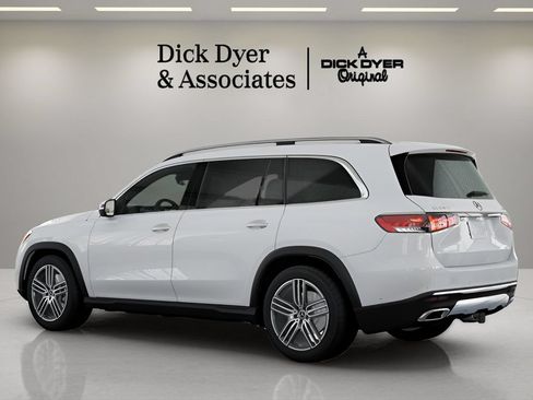 Used 2025 Mercedes-Benz GLS 450 4MATIC image 20
