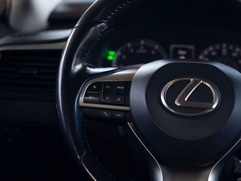 Used 2018 Lexus RX 350L AWD image 32