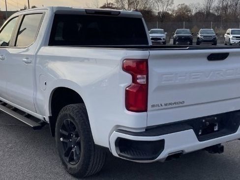 Used 2022 Chevrolet Silverado 1500 RST image 3