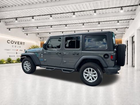 Used 2023 Jeep Wrangler Unlimited Sport AWD/4WD image 8