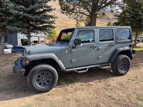 Used 2015 Jeep Wrangler Unlimited Sport w/ Quick Order Package 24S image 4